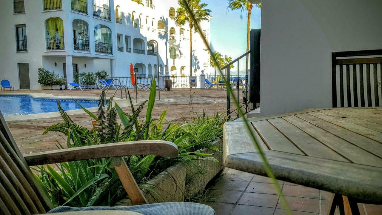 Apartamento 409 Marina Real Puerto De La Duquesa Playa مانيلفا المظهر الخارجي الصورة