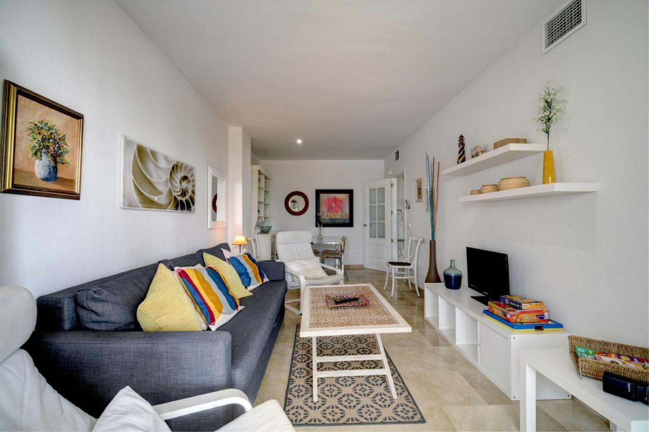 Apartamento 409 Marina Real Puerto De La Duquesa Playa مانيلفا المظهر الخارجي الصورة